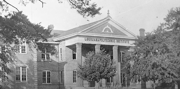 The Old Main Building at Louisiana Polytechnic Institute ... earlier years