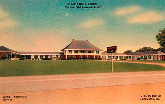 Plantation Court in Lafayette, Louisiana ... on the Old Spanish Trail